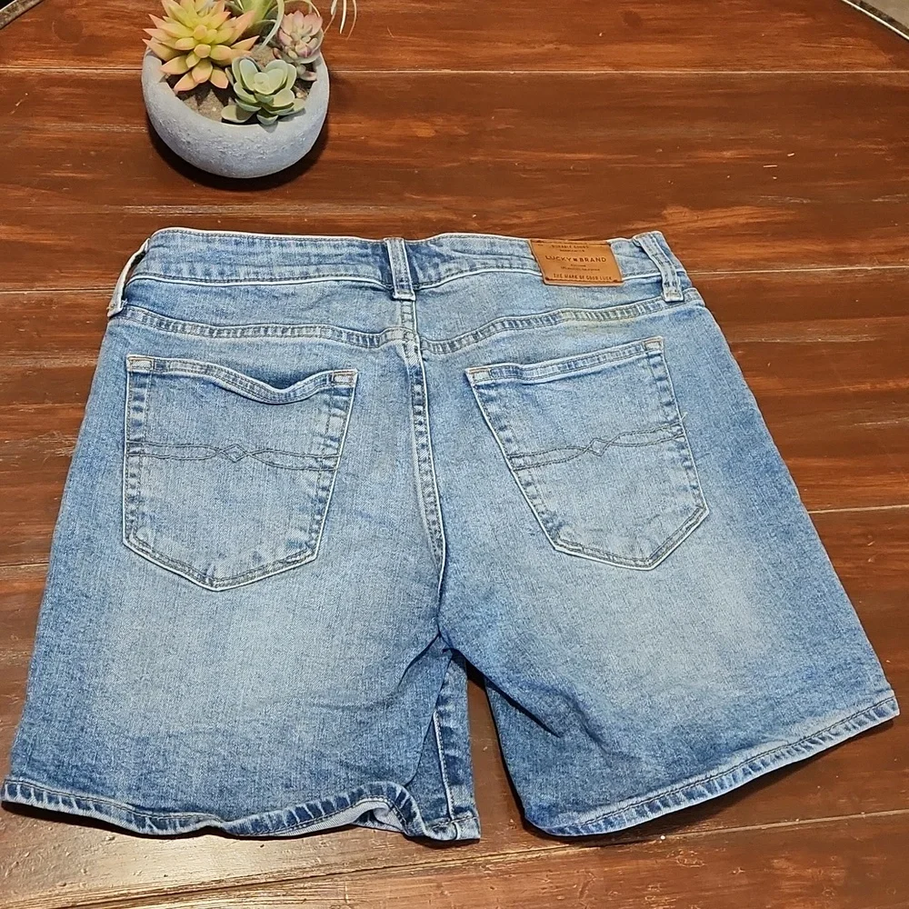 Lucky Brand Distressed Denim Shorts (0719) - Picture 2 of 5